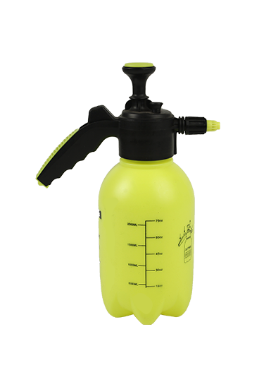 Garden tool watering can