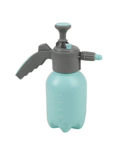 Pressure plastic watering can