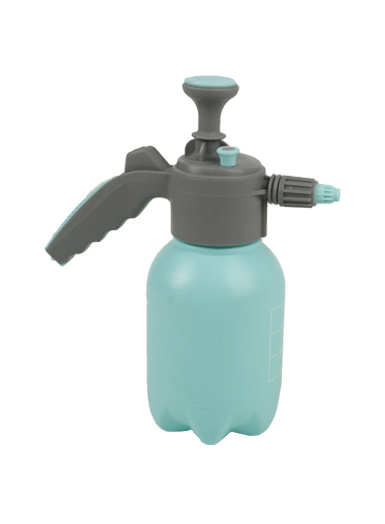Garden tool watering can
