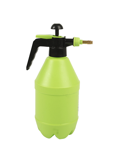 Adjustable pressurized plastic watering can